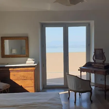 וילה Moderne Mit Atemberaubendem Seeblick