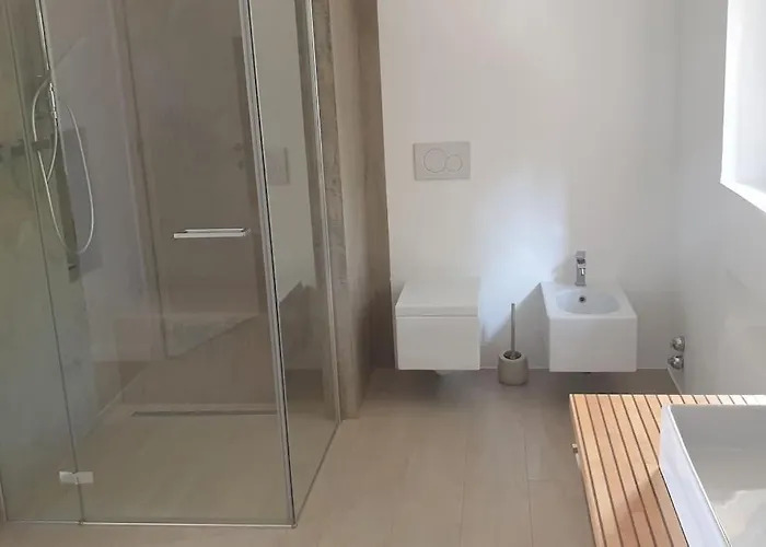 Moderne Mit Atemberaubendem Seeblick Lisciano Niccone