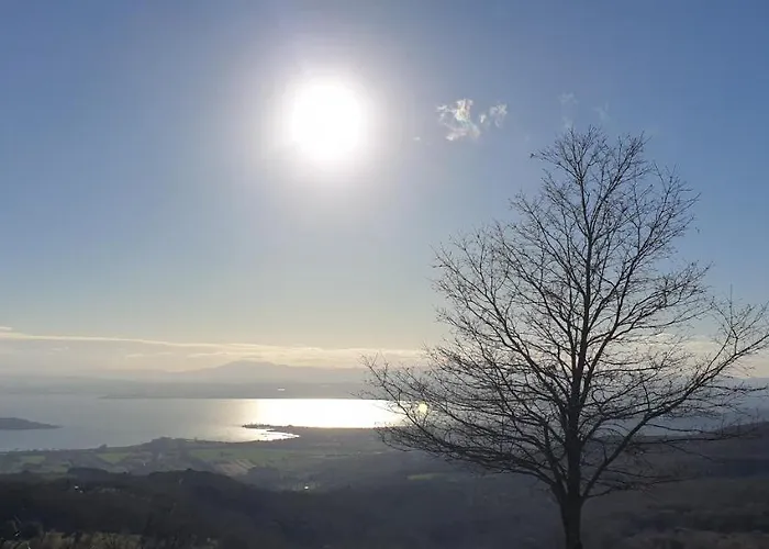 Moderne Mit Atemberaubendem Seeblick ヴィラ *